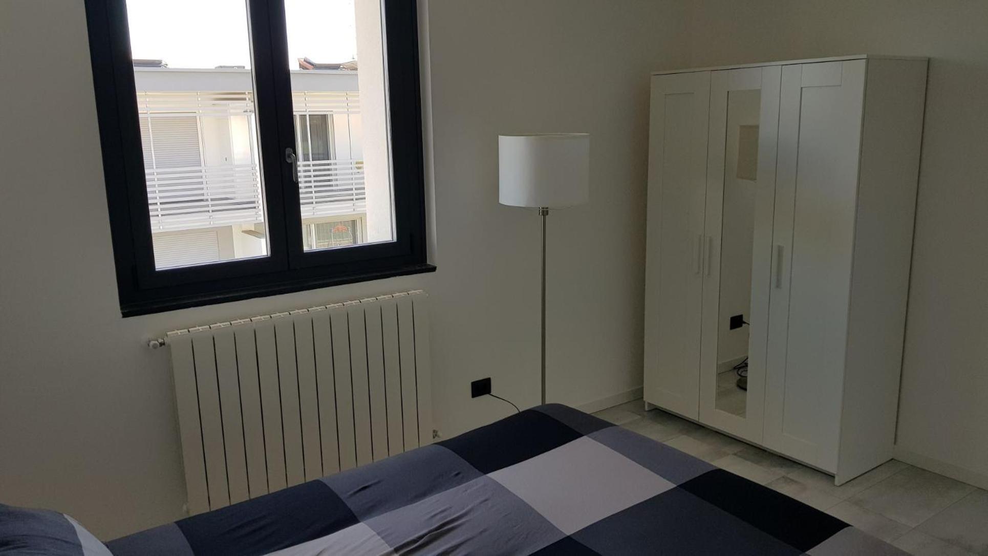 Black And White B&B Urgnano 外观 照片