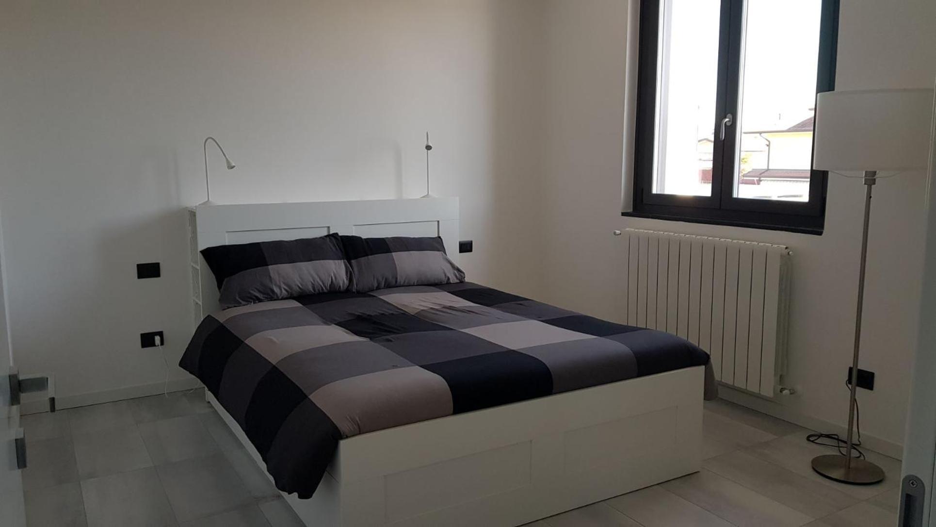 Black And White B&B Urgnano 外观 照片